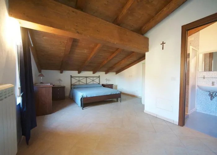 Nocleg ze śniadaniem Al Vecchio Convento Mare E Monti Ortonovo